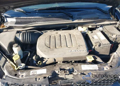 2018 Dodge Grand Caravan Gt из США, поврежденный, VIN 2C4RDGEG3JR165798